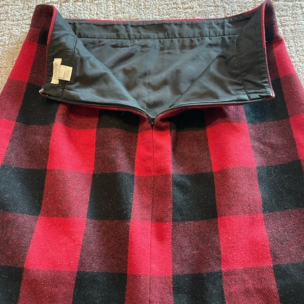 J. Crew Red/Black Checkered A-Line Mini Skirt, Wool Blend, Lined, Holidays, Sz 4 - Picture 11 of 13